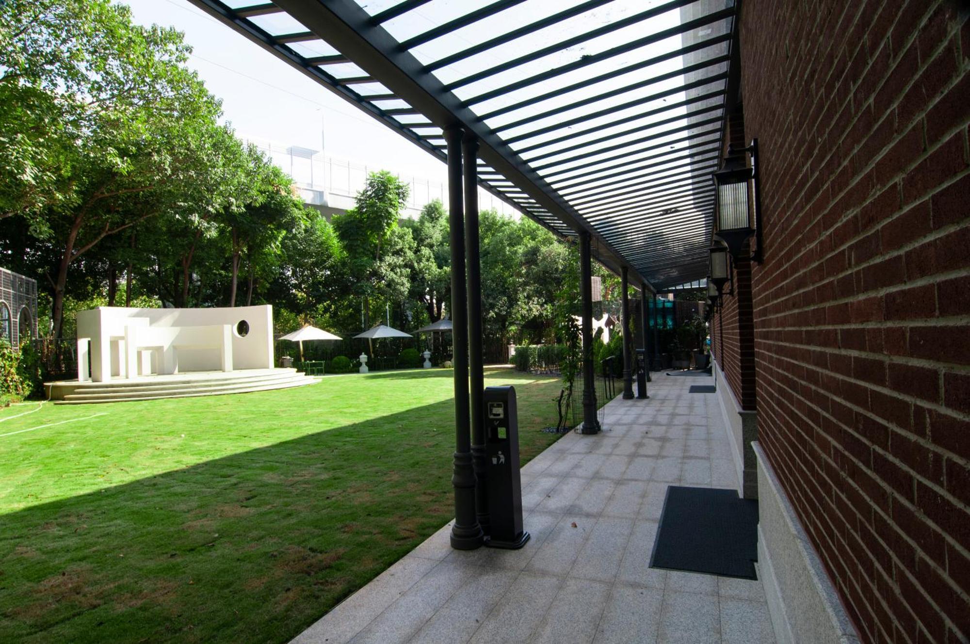 Royal Grace Hotel Optics Valley Wuhan Exterior photo