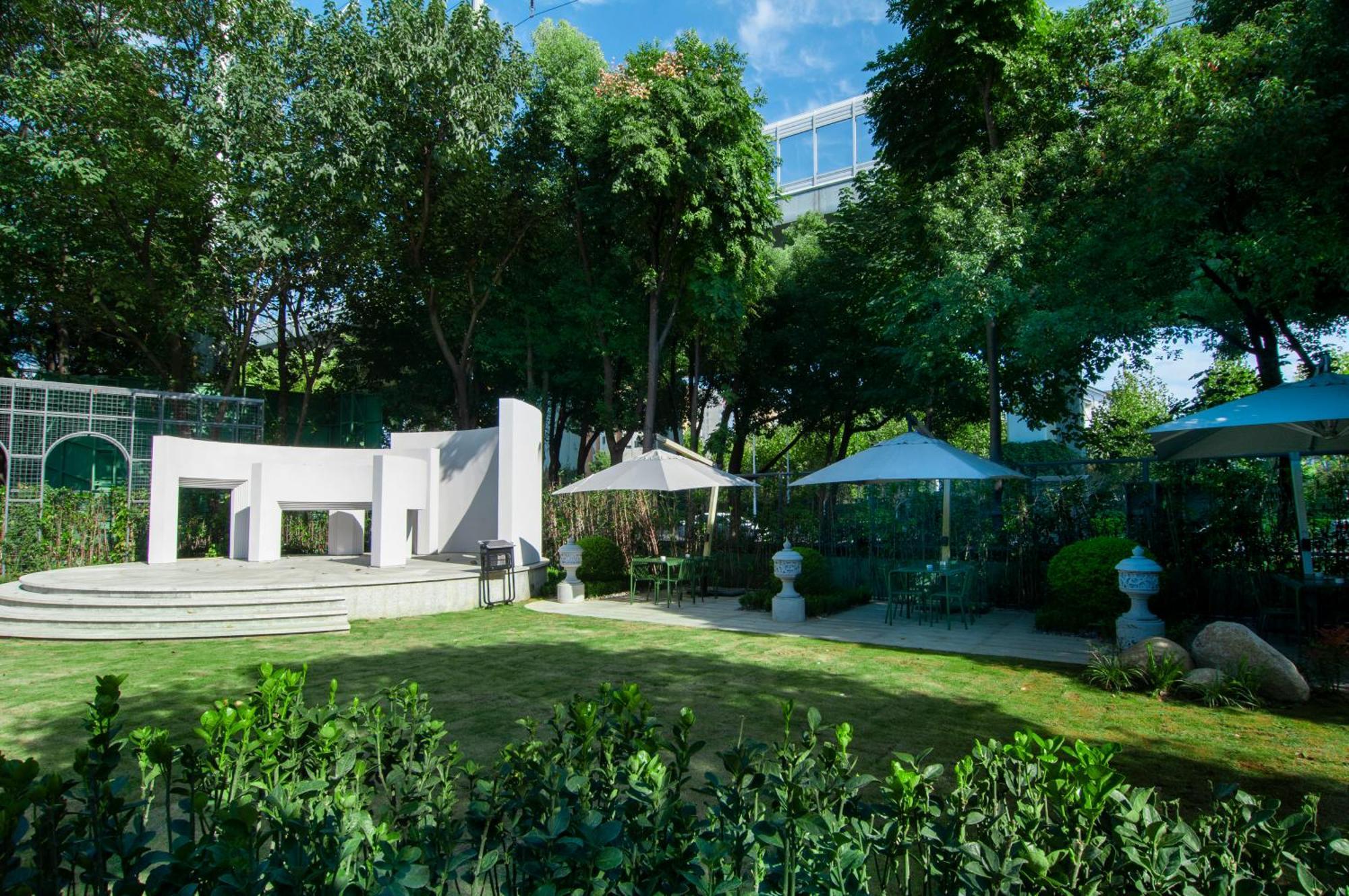 Royal Grace Hotel Optics Valley Wuhan Exterior photo